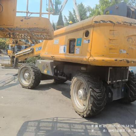 徐工GTBZ38S直臂式高空作业车