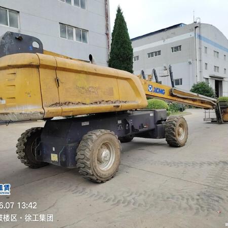 徐工GTBZ32S直臂式高空作业车