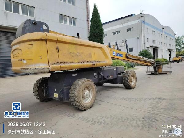 徐工GTBZ32S直臂式高空作業(yè)車