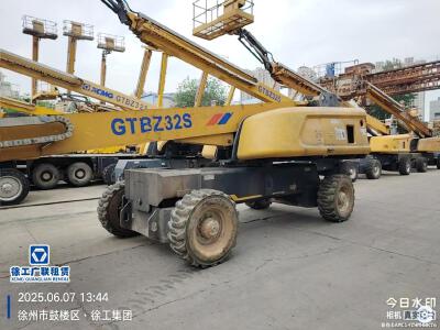 徐工GTBZ32S直臂式高空作業(yè)車