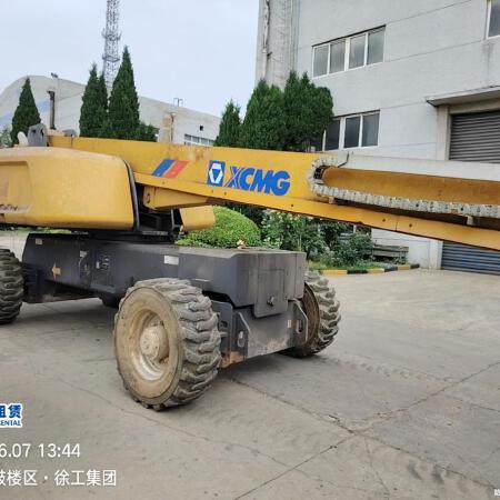 徐工GTBZ32S直臂式高空作业车