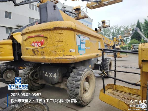 徐工GTBZ26S直臂式高空作業(yè)車(chē)