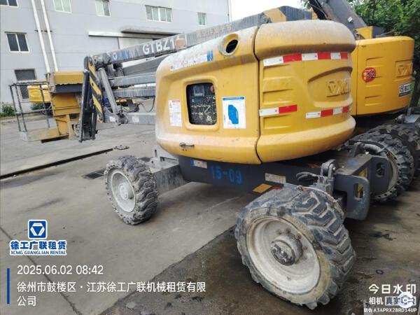 徐工GTBZ14J曲臂式高空作業平臺