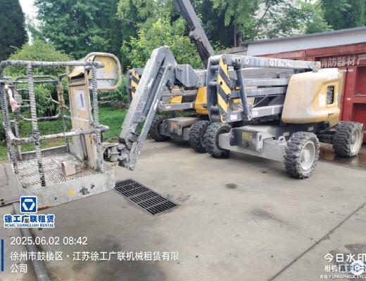 徐工GTBZ14J曲臂式高空作业平台