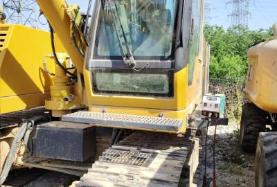 徐工XGTC30L5履帶式起重機(jī)