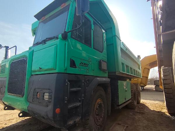 徐工XDR80TE寬體車