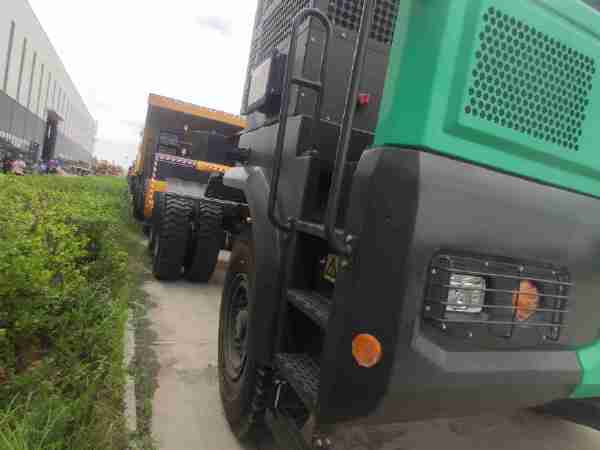 徐工XDR80TE寬體車