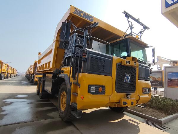 徐工XDR80TE寬體車