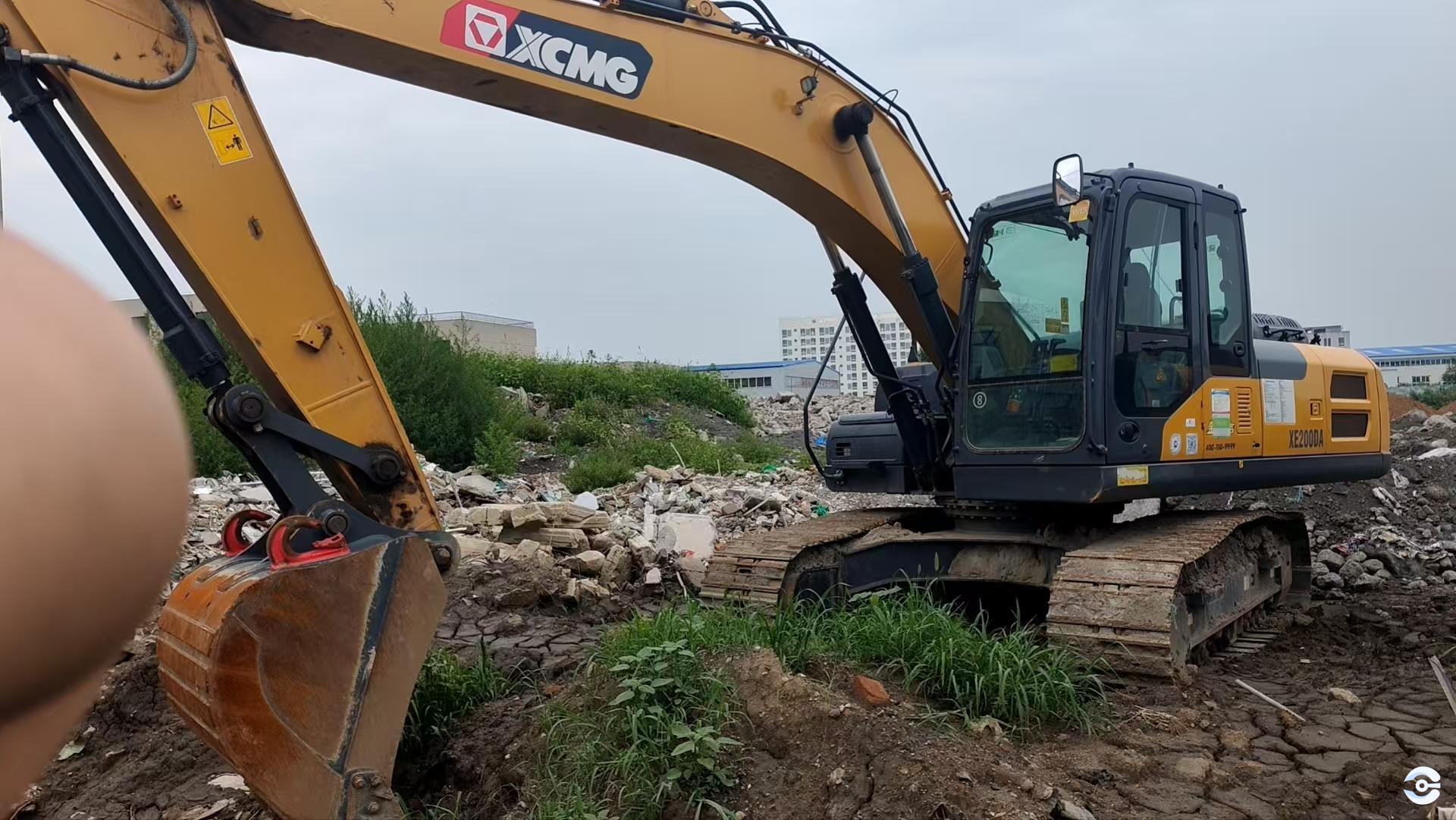徐工XE200DA履帶式挖掘機