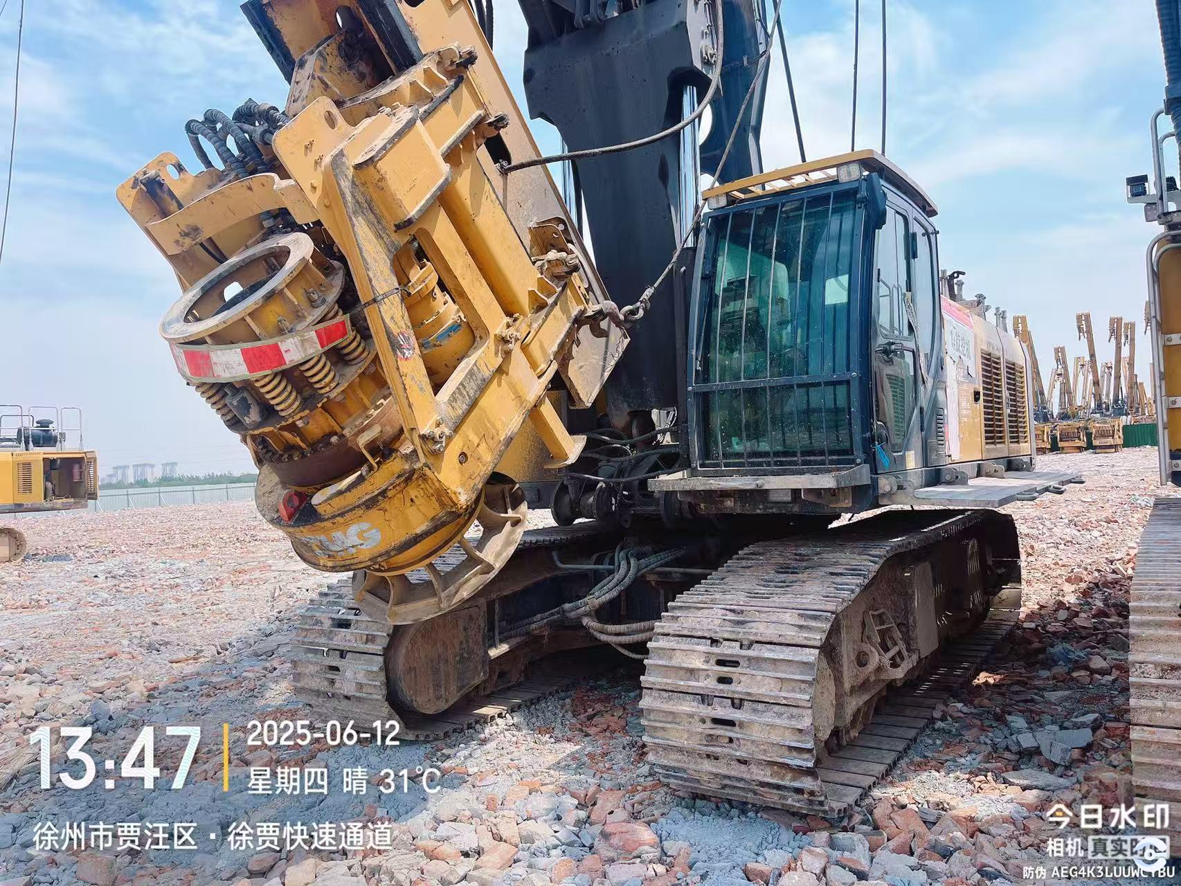 徐工XR240E旋挖鉆機(jī)