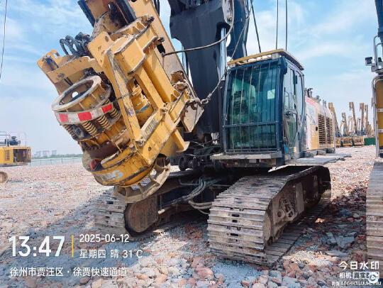 徐工XR240E旋挖鉆機