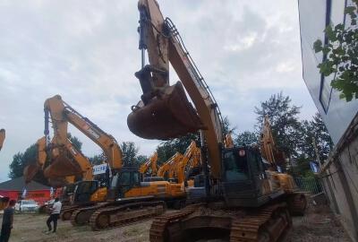 徐工XE400DK履帶式挖掘機