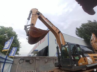 徐工XE400DK履帶式挖掘機