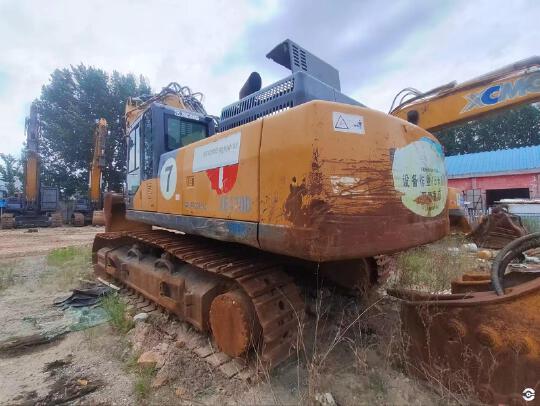 徐工XE470D履帶式挖掘機