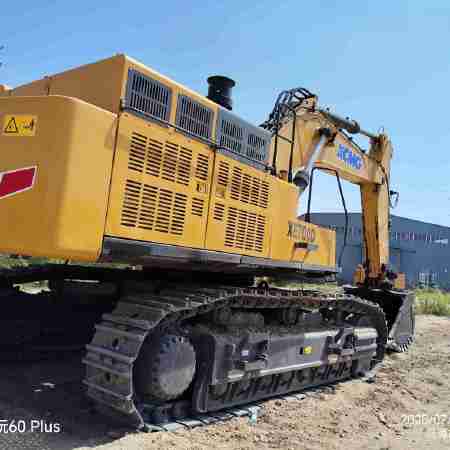 徐工XE700D履带式挖掘机