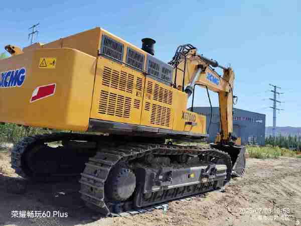 徐工XE700D履帶式挖掘機