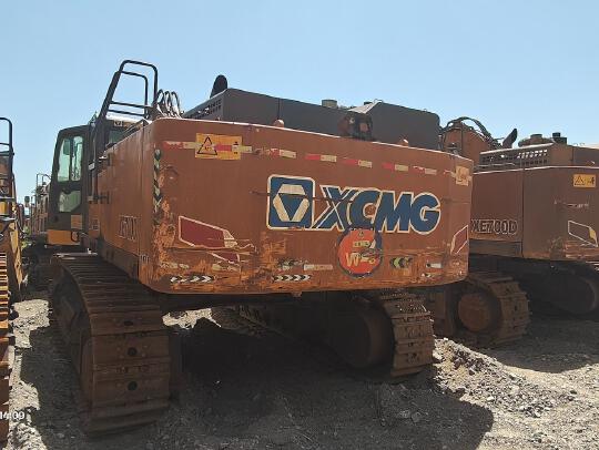 徐工XE700D履帶式挖掘機