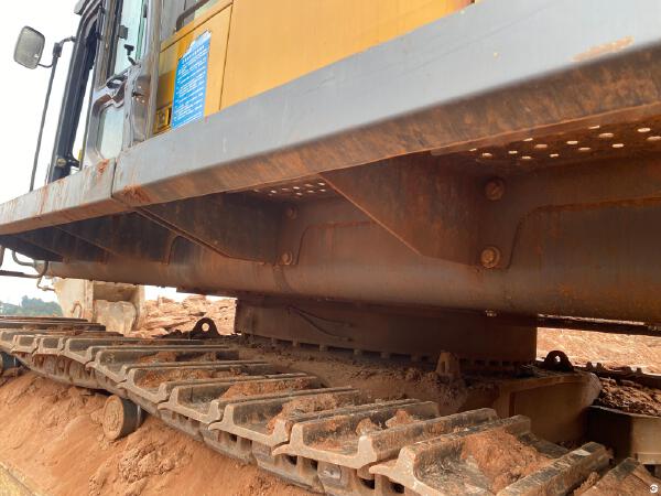 徐工XE950D履帶式挖掘機