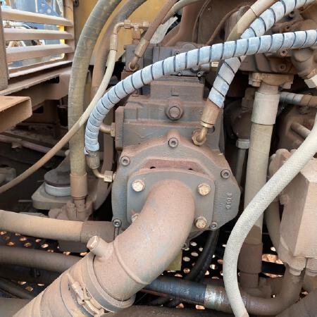 徐工XE950D履带式挖掘机