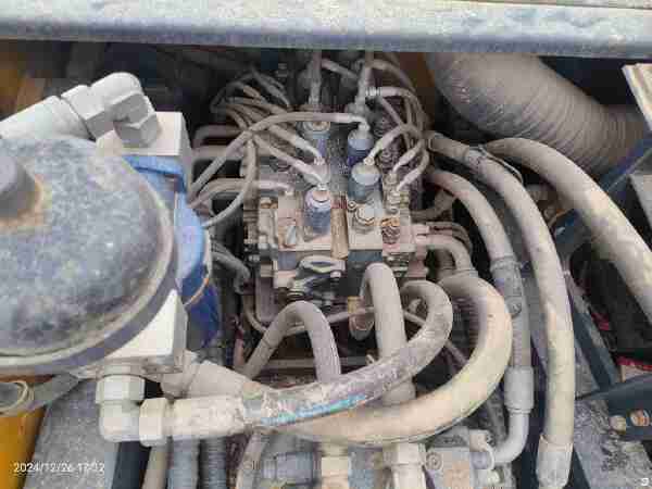 徐工XE550DK履帶式挖掘機