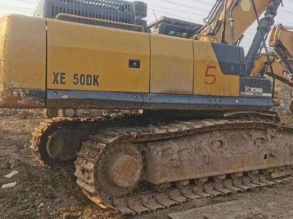 徐工XE550DK履帶式挖掘機