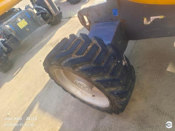 徐工GTBZ18A1曲臂式高空作業(yè)平臺