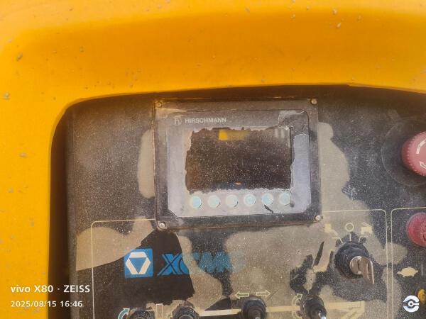 徐工GTBZ18A1曲臂式高空作業(yè)平臺