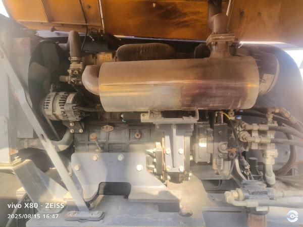 徐工GTBZ18A1曲臂式高空作業(yè)平臺