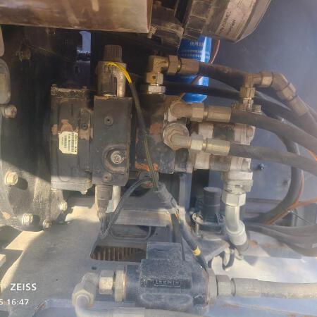 徐工GTBZ18A1曲臂式高空作业平台