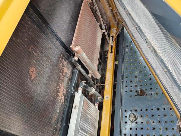 徐工XE600DKMAX履帶式挖掘機