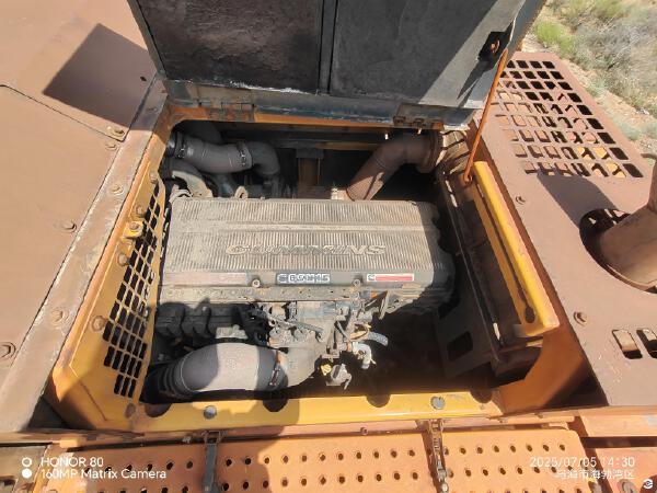 徐工XE700D履帶式挖掘機(jī)