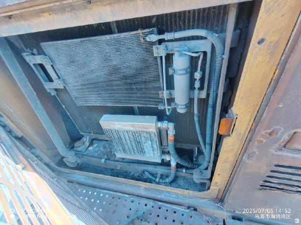 徐工XE700D履帶式挖掘機