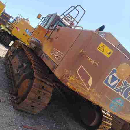 徐工XE700D履带式挖掘机