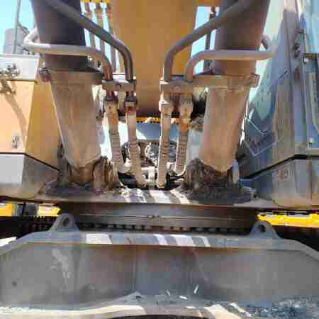 徐工XE700D履带式挖掘机