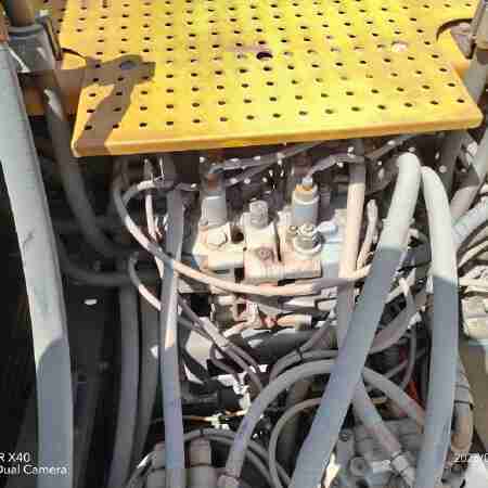 徐工XE700D履带式挖掘机