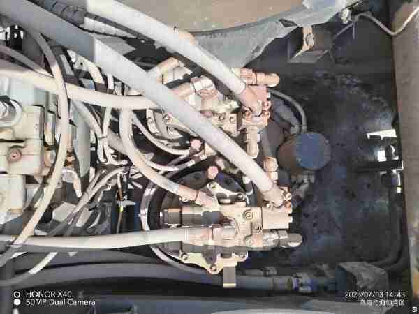 徐工XE700D履帶式挖掘機(jī)