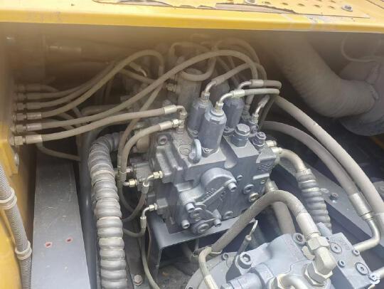 徐工XE370D履帶式挖掘機(jī)