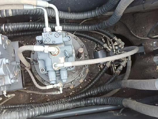 徐工XE370D履帶式挖掘機