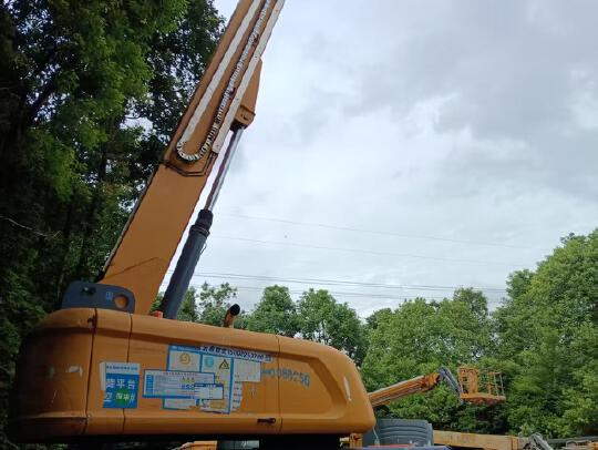 徐工GTBZ38S直臂式高空作業車