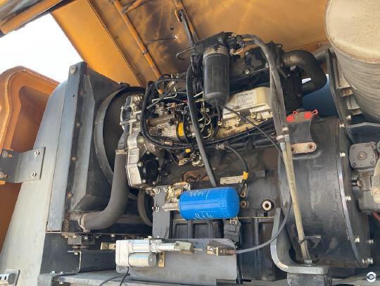 徐工GTBZ38S直臂式高空作業車