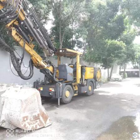 徐工CYTJ45凿岩挖掘机