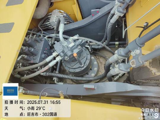 徐工XE215D履帶式挖掘機