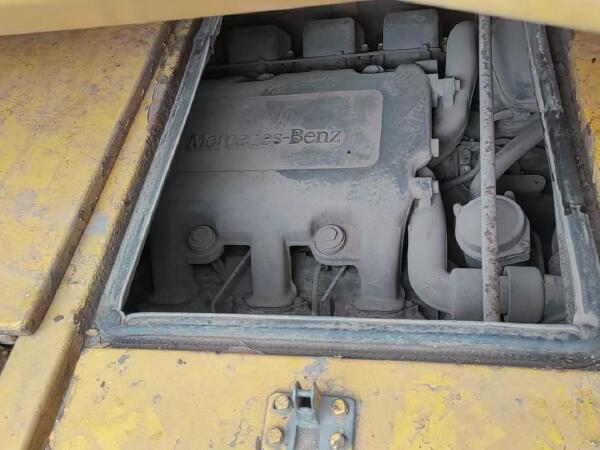 徐工XCA400全地面起重機(jī)