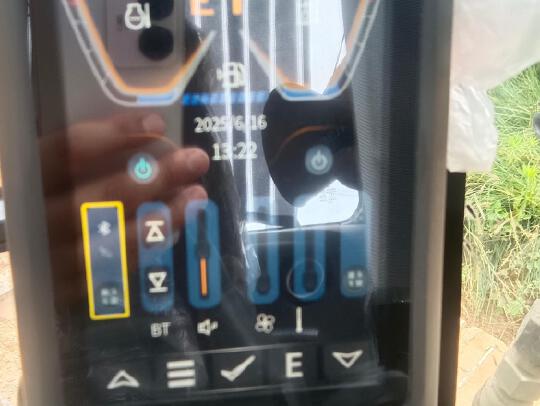 徐工XE75G履帶式挖掘機