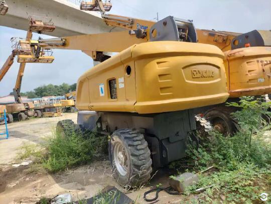 徐工GTBZ32S直臂式高空作業車