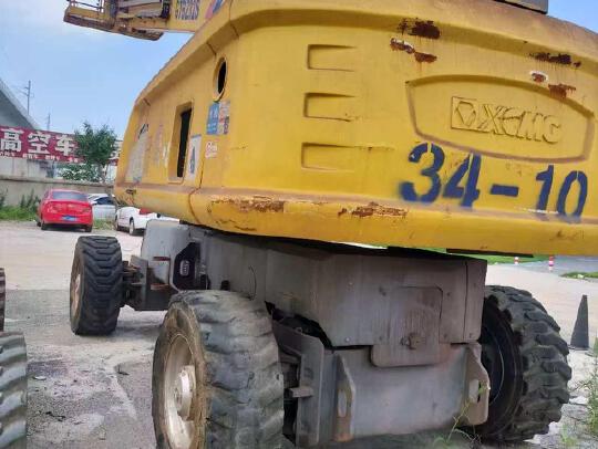 徐工GTBZ32S直臂式高空作業車