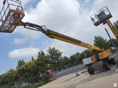 徐工GTBZ32S直臂式高空作業車