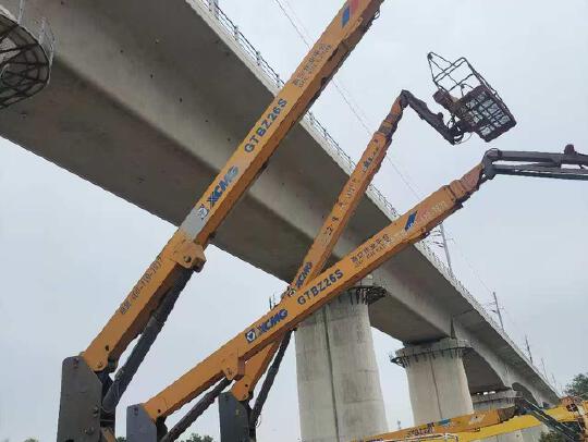 徐工GTBZ26S直臂式高空作業(yè)車