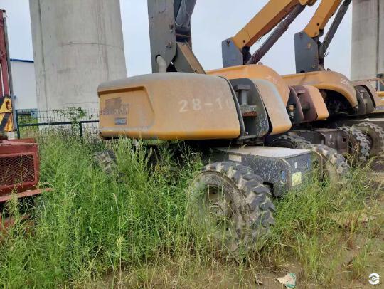 徐工GTBZ26S直臂式高空作業(yè)車