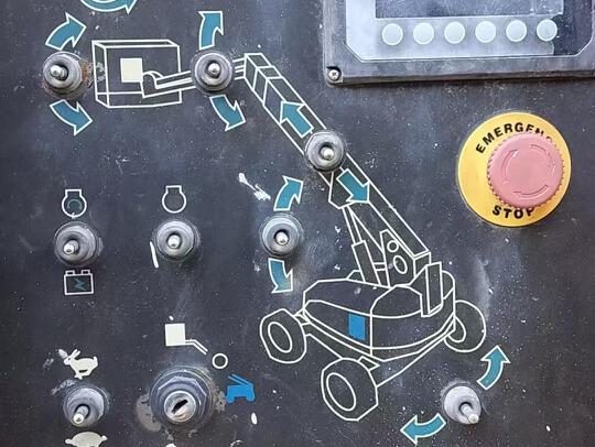 徐工GTBZ42S直臂式高空作業車